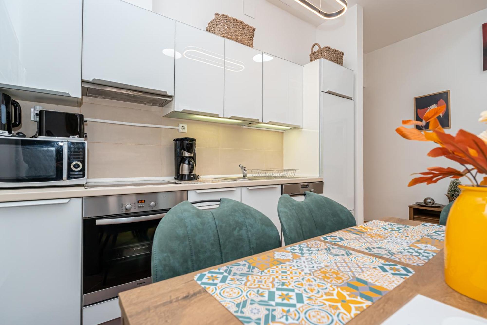 My Gozsdu Historic Passage Apartment *